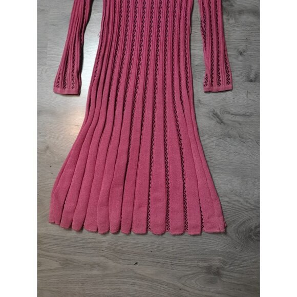 VINTAGE 70s Pleated Pink Red Midi Cable Knit Sweater Dress | TheStyleMinr.com - Picture 6 of 14